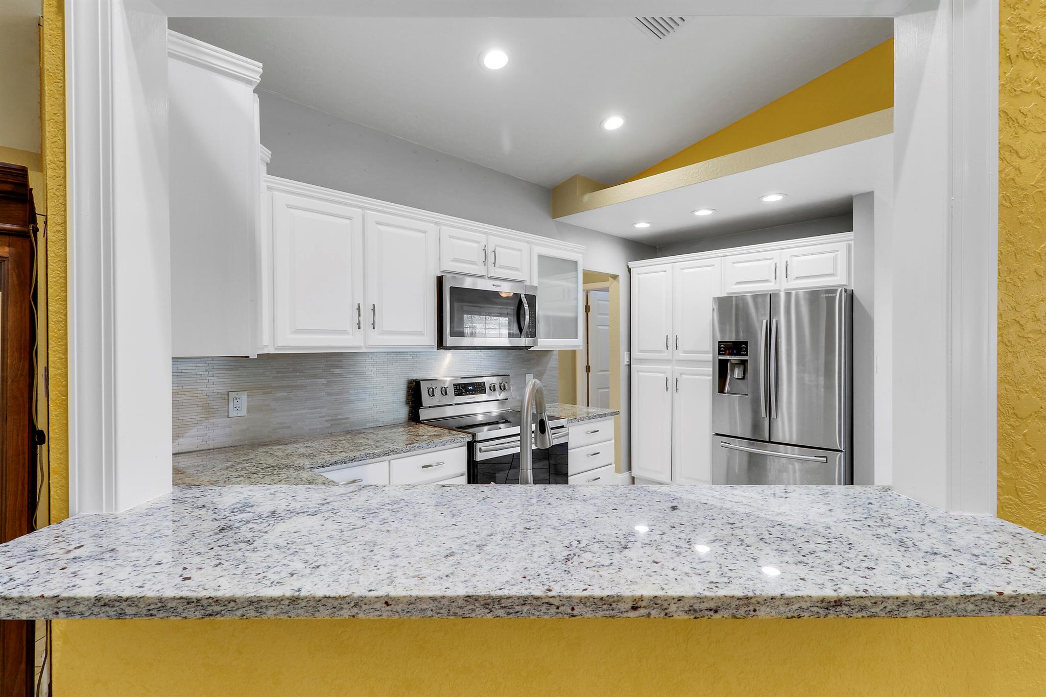 NORTHLAKE - Residential