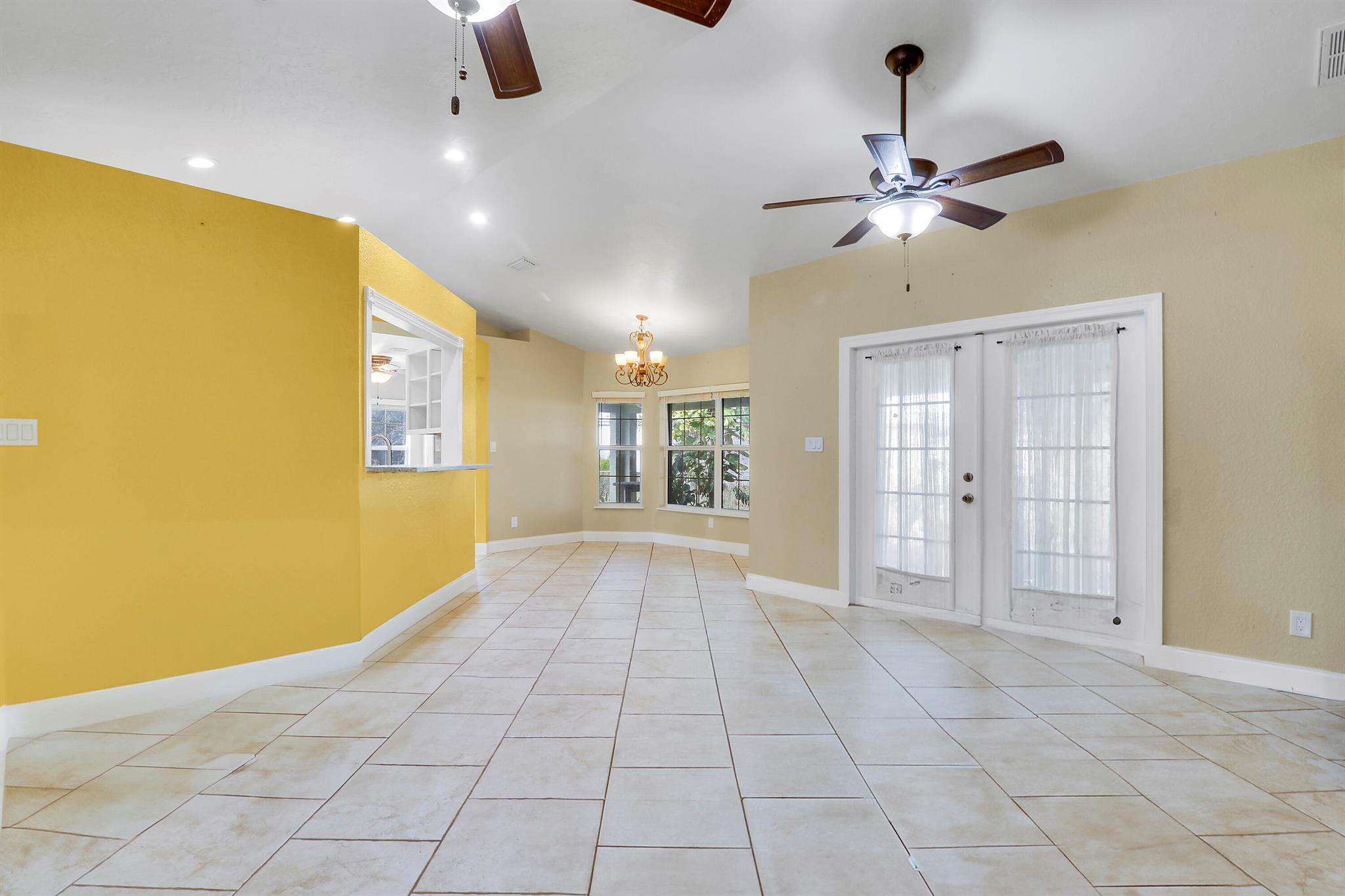 NORTHLAKE - Residential