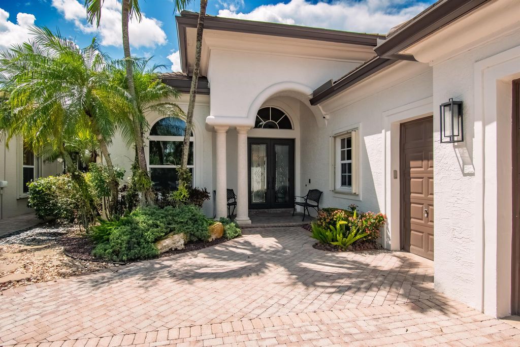 Photo of 7959 Villa D Este Way, Delray Beach, FL 33446 (MLS # R11123262)