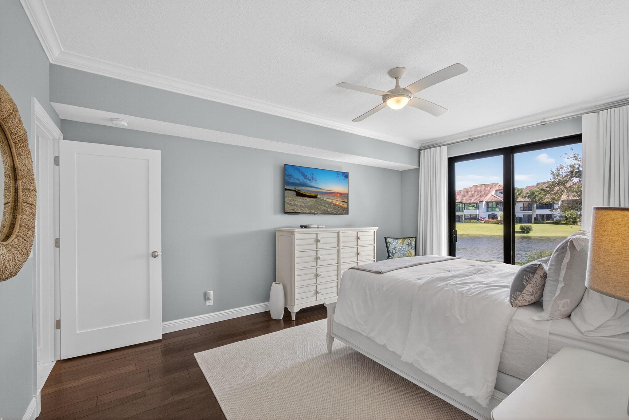 WEST BAY AT JONATHANS LAN - Residential