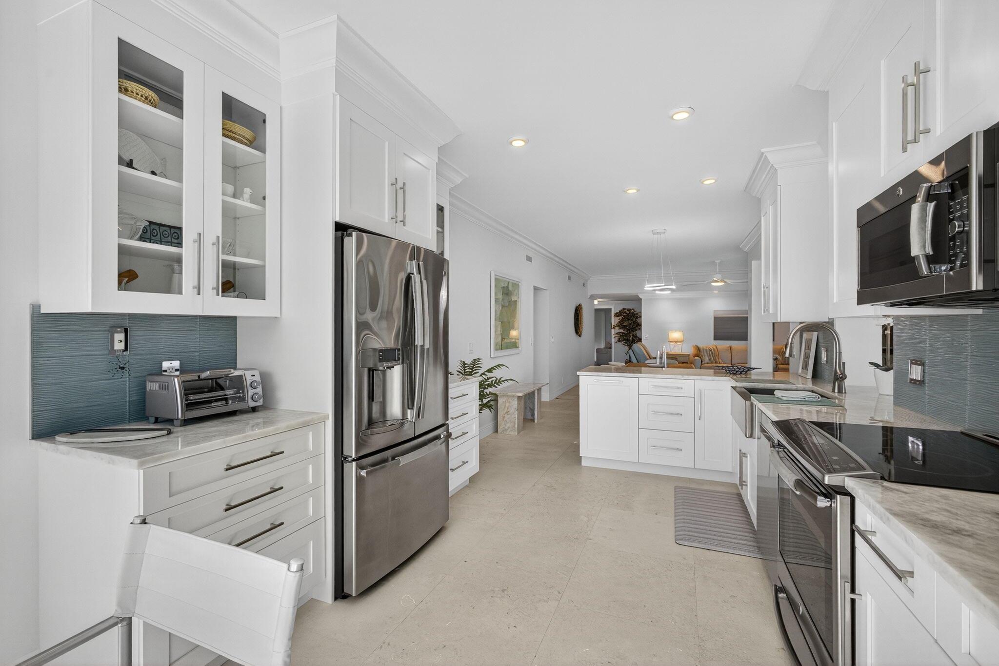 WEST BAY AT JONATHANS LAN - Residential