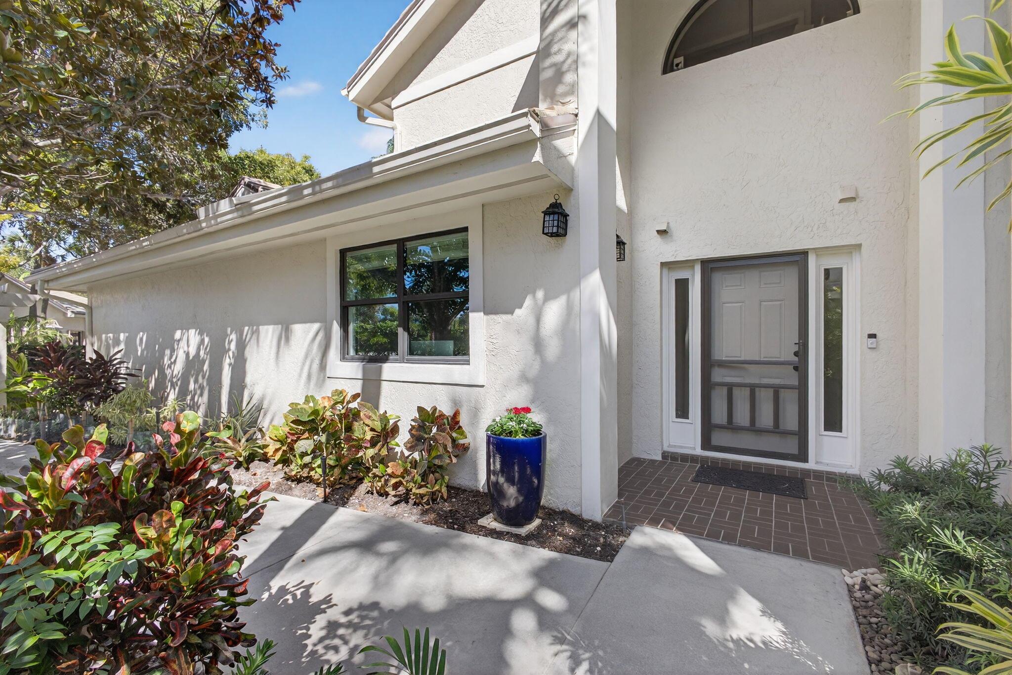 WEST BAY AT JONATHANS LAN - Residential