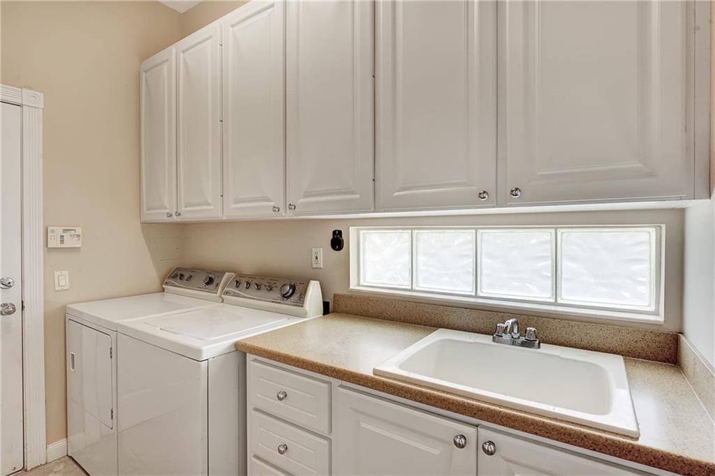 Villagewalk Of Wellington - Residential