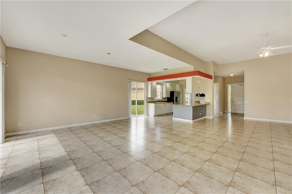 Villagewalk Of Wellington - Residential