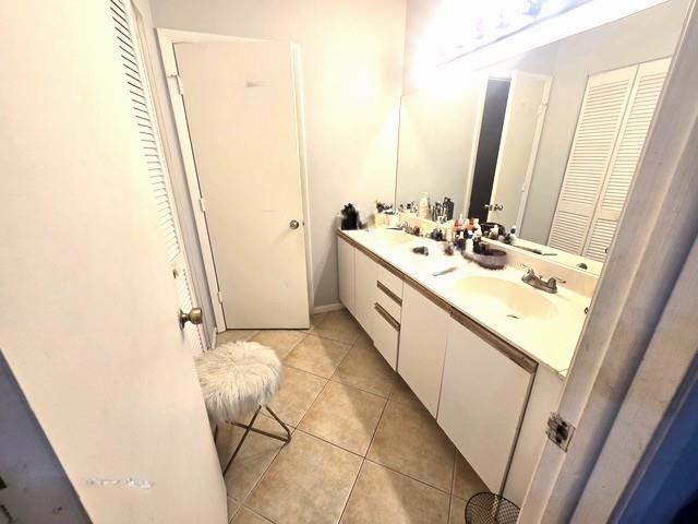 Royal Garden Condo - Residential Lease