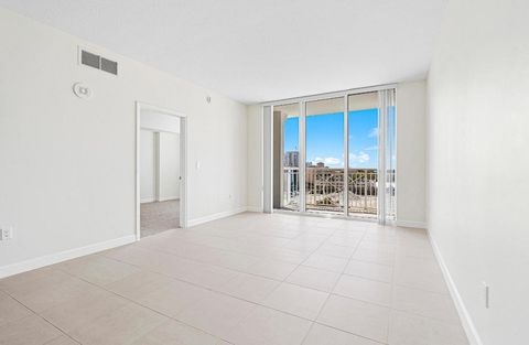 480 Hibiscus Street 829 West Palm Beach FL 33401