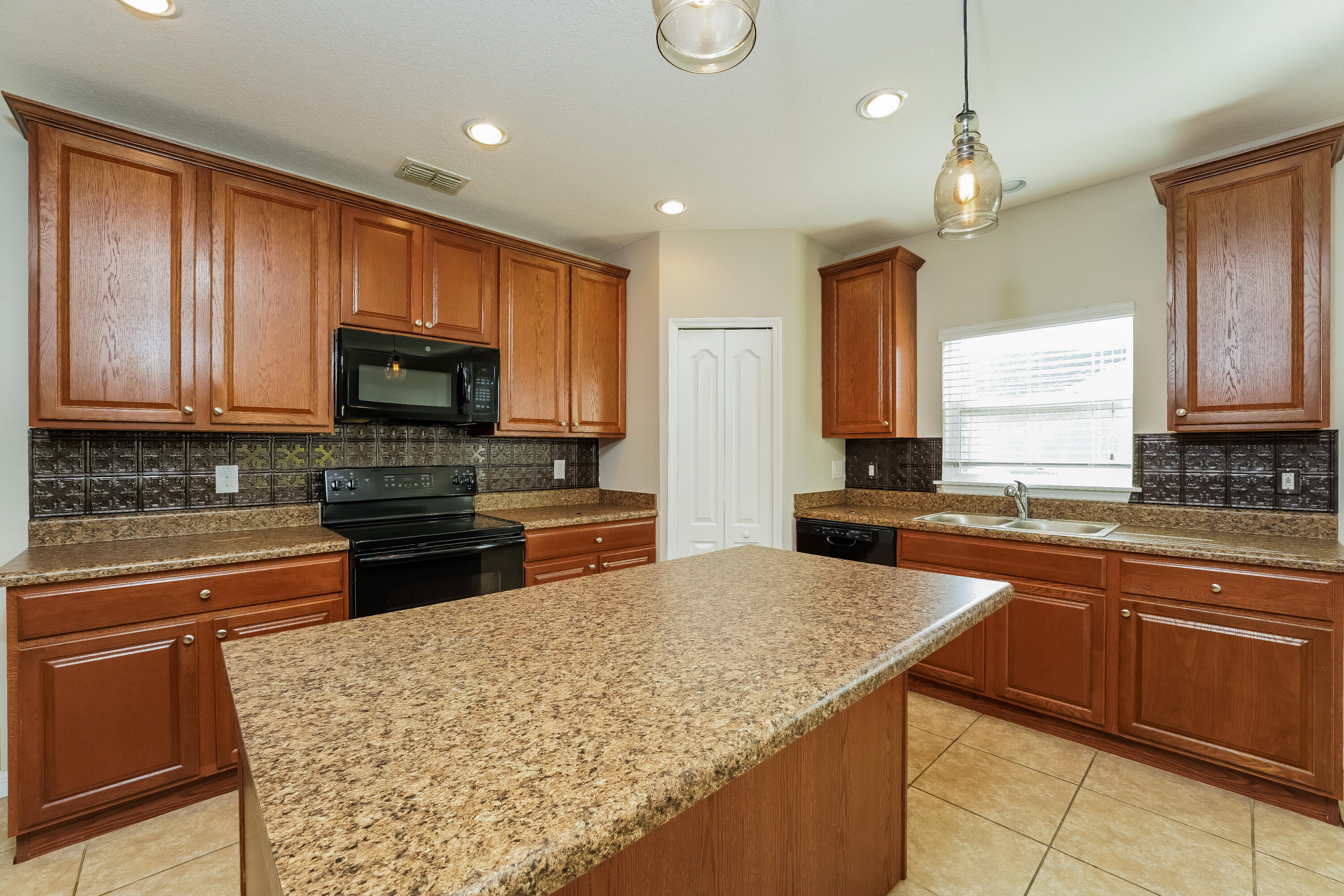PORT ST LUCIE SECTION  34 - Residential Lease