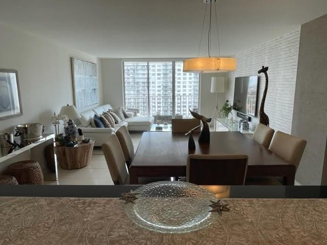 Admirals Port Condo - Residential Lease