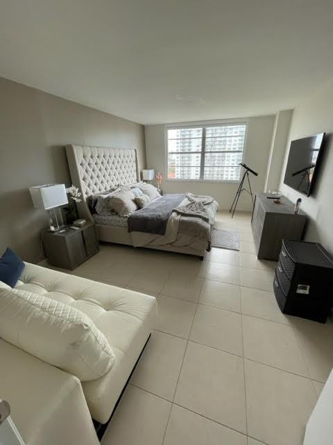 Admirals Port Condo - Residential Lease