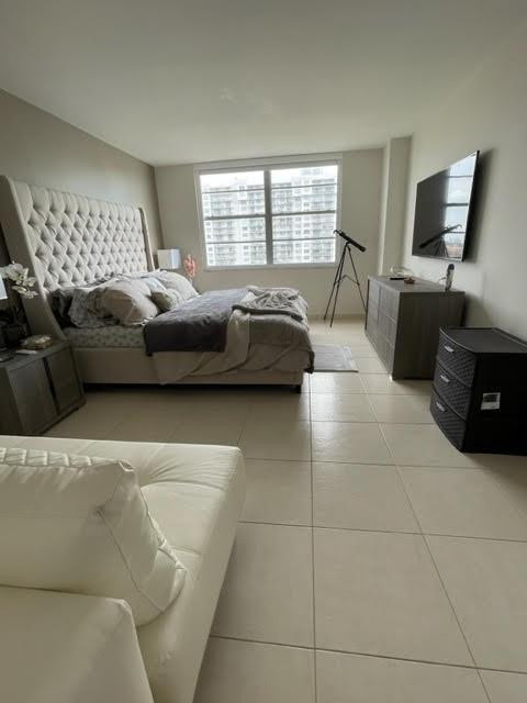 Admirals Port Condo - Residential Lease