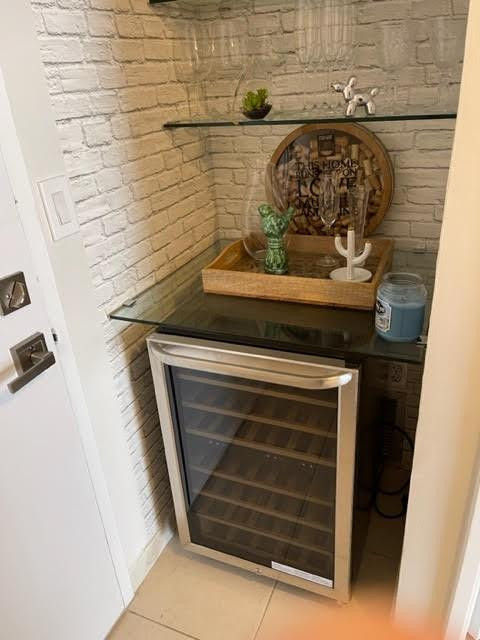 Admirals Port Condo - Residential Lease