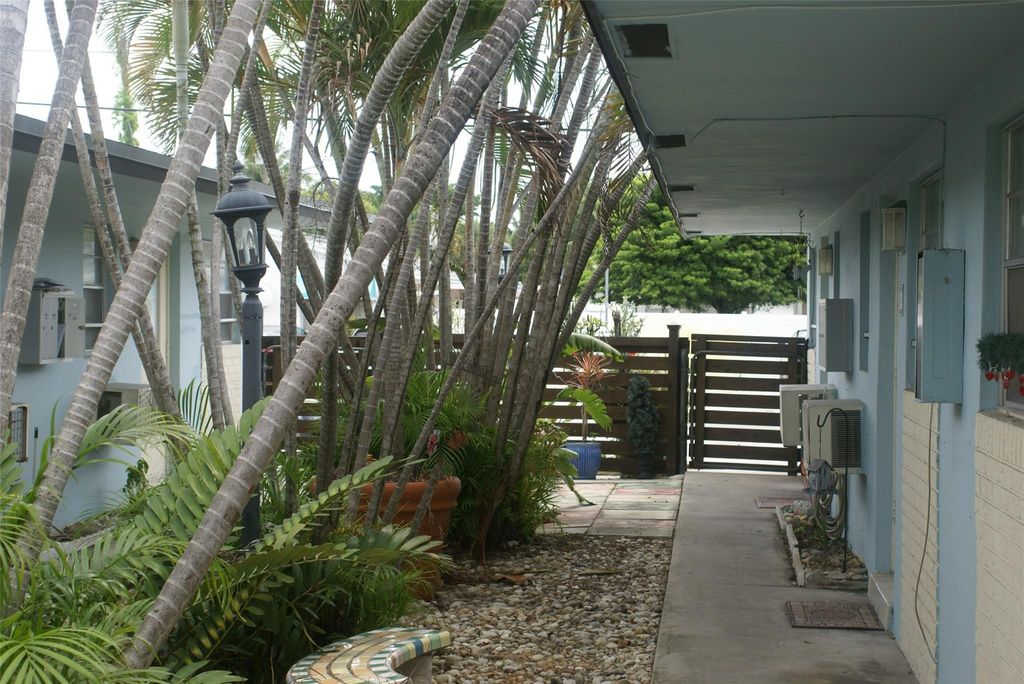 Photo of 2220 N 19th Avenue #7, Hollywood, FL 33020 (MLS # F10550245)