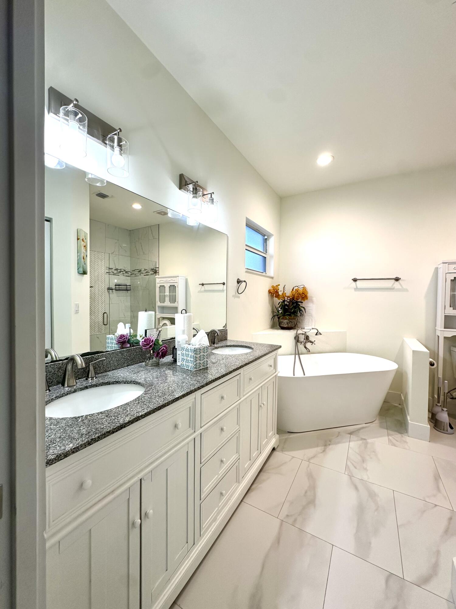 PORT ST LUCIE SECTION 33 - Residential