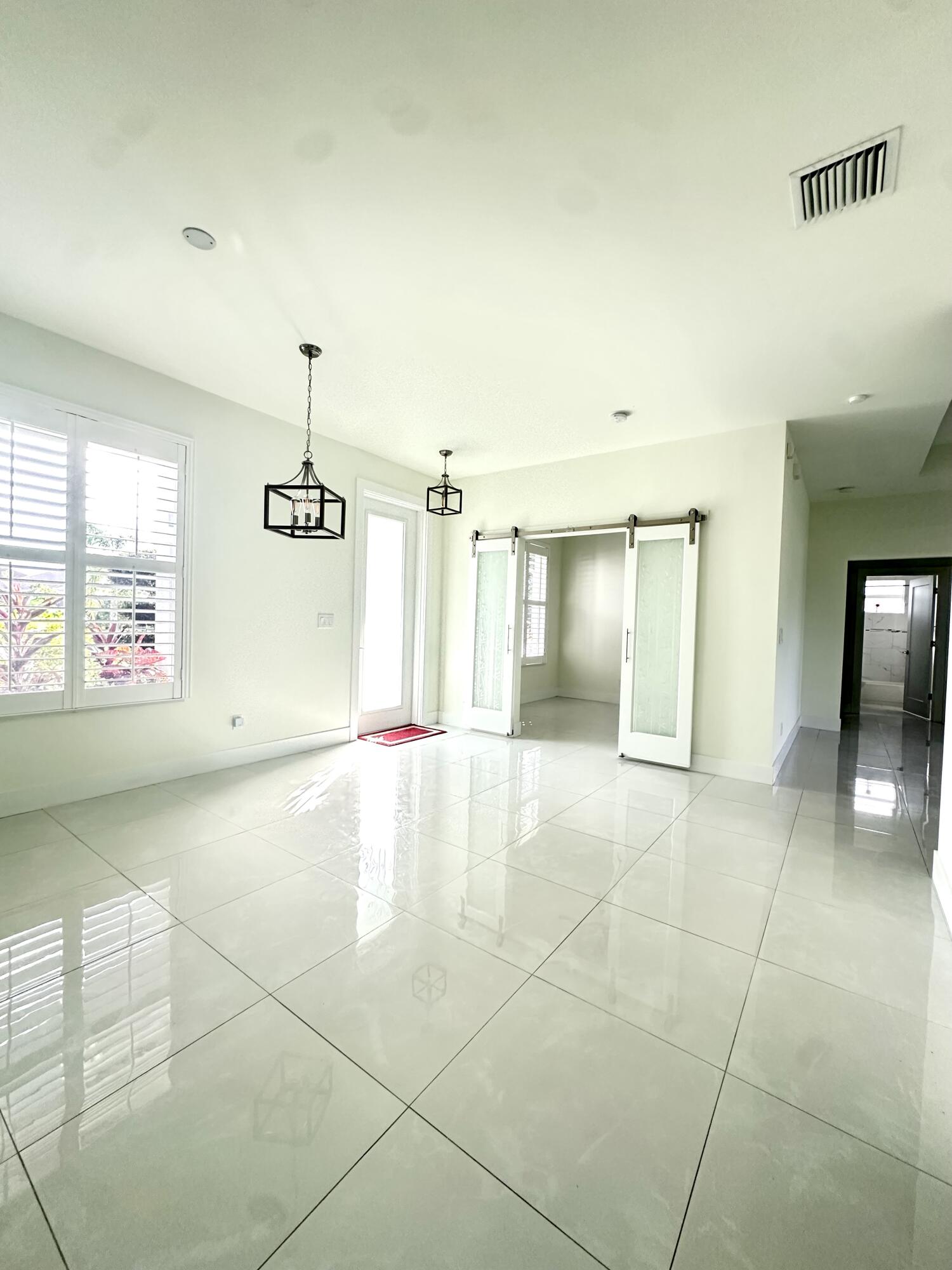 PORT ST LUCIE SECTION 33 - Residential