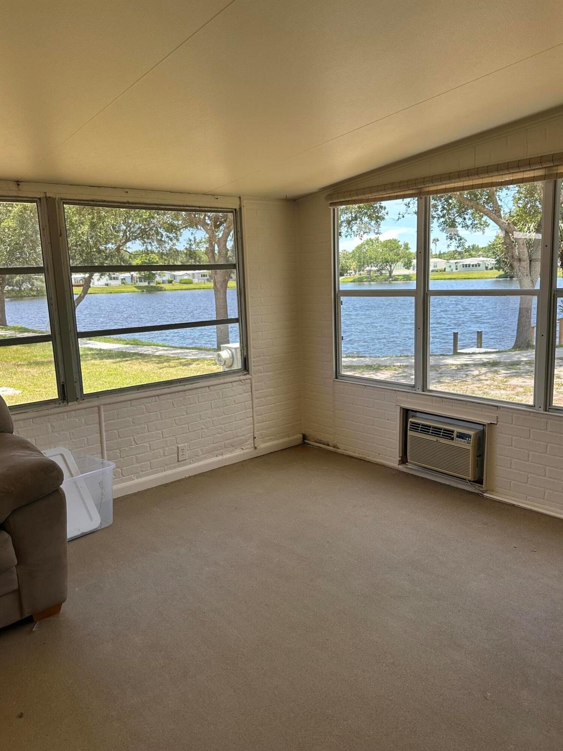 Spanish Lakes Riverfront - Residential