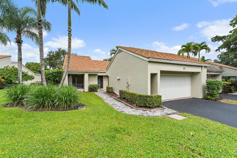 Photo of 15 Tournament Boulevard, Palm Beach Gardens, FL 33418 (MLS # B26084858)