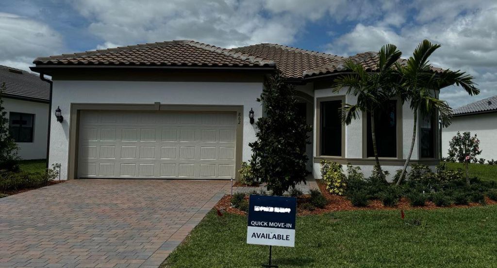 Photo of 862 SE Courances Drive, Port Saint Lucie, FL 34984 (MLS # R10986371)