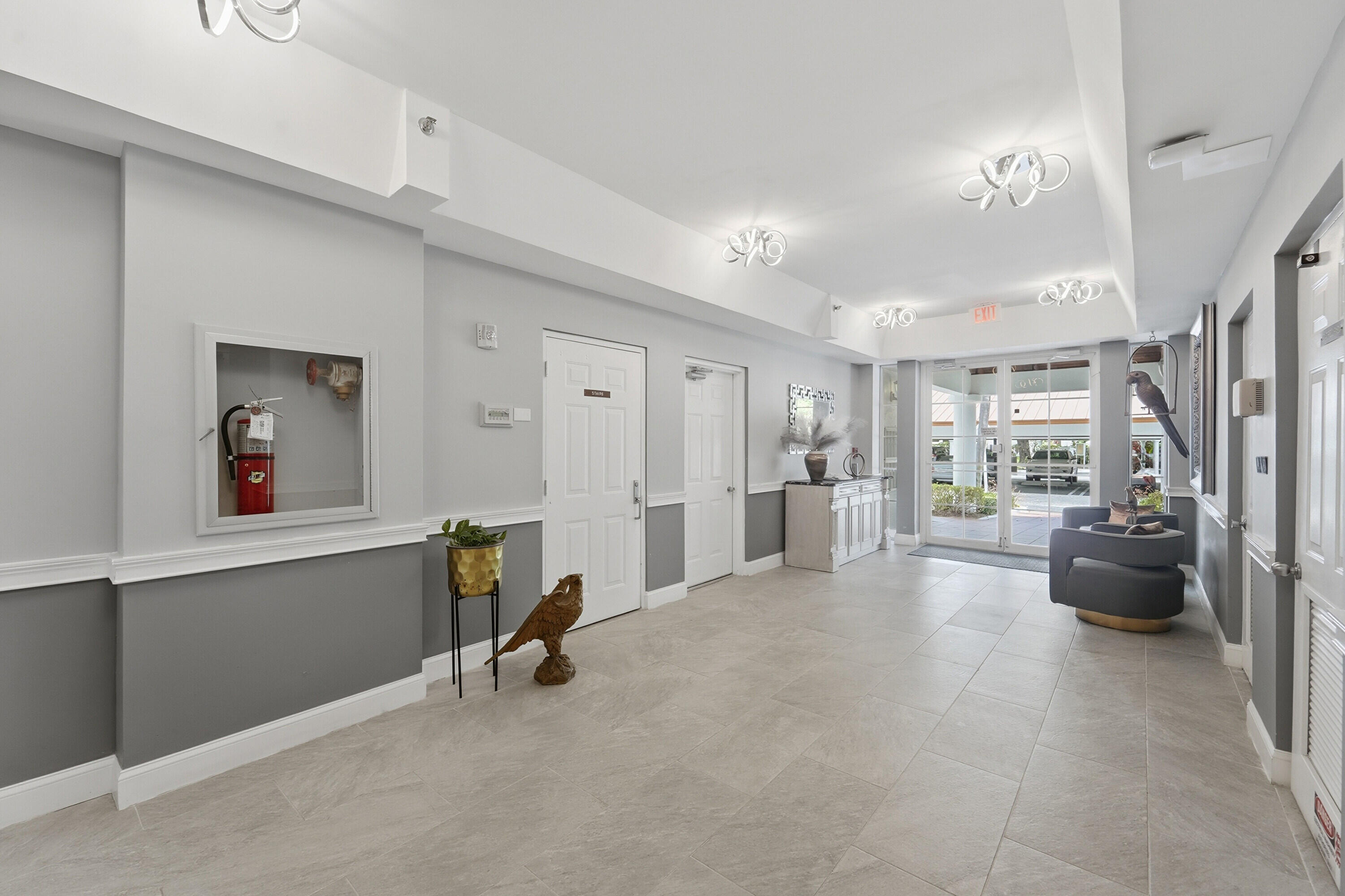 VIZCAYA TOWERS AT PALM-AIRE - Residential