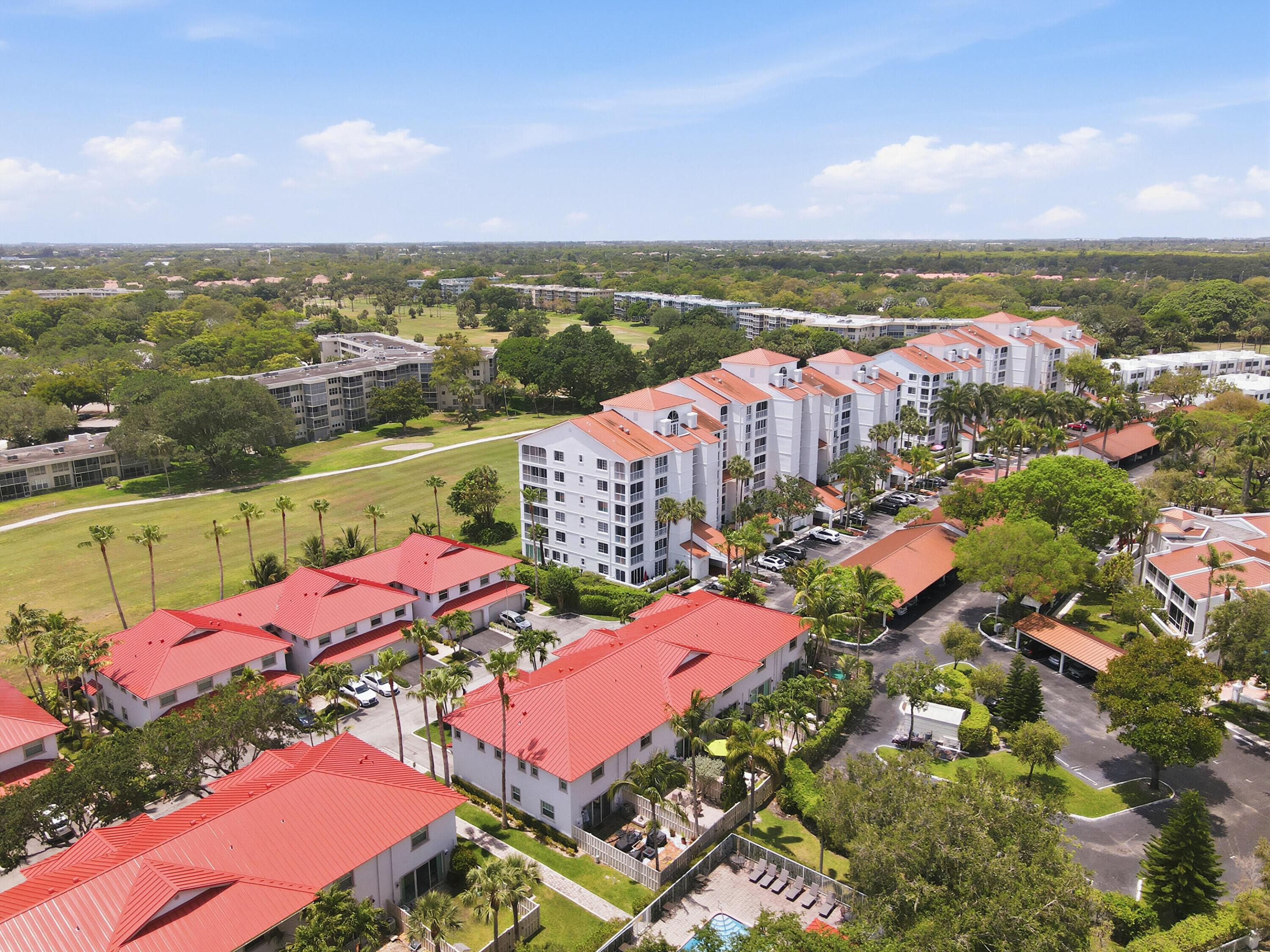 VIZCAYA TOWERS AT PALM-AIRE - Residential