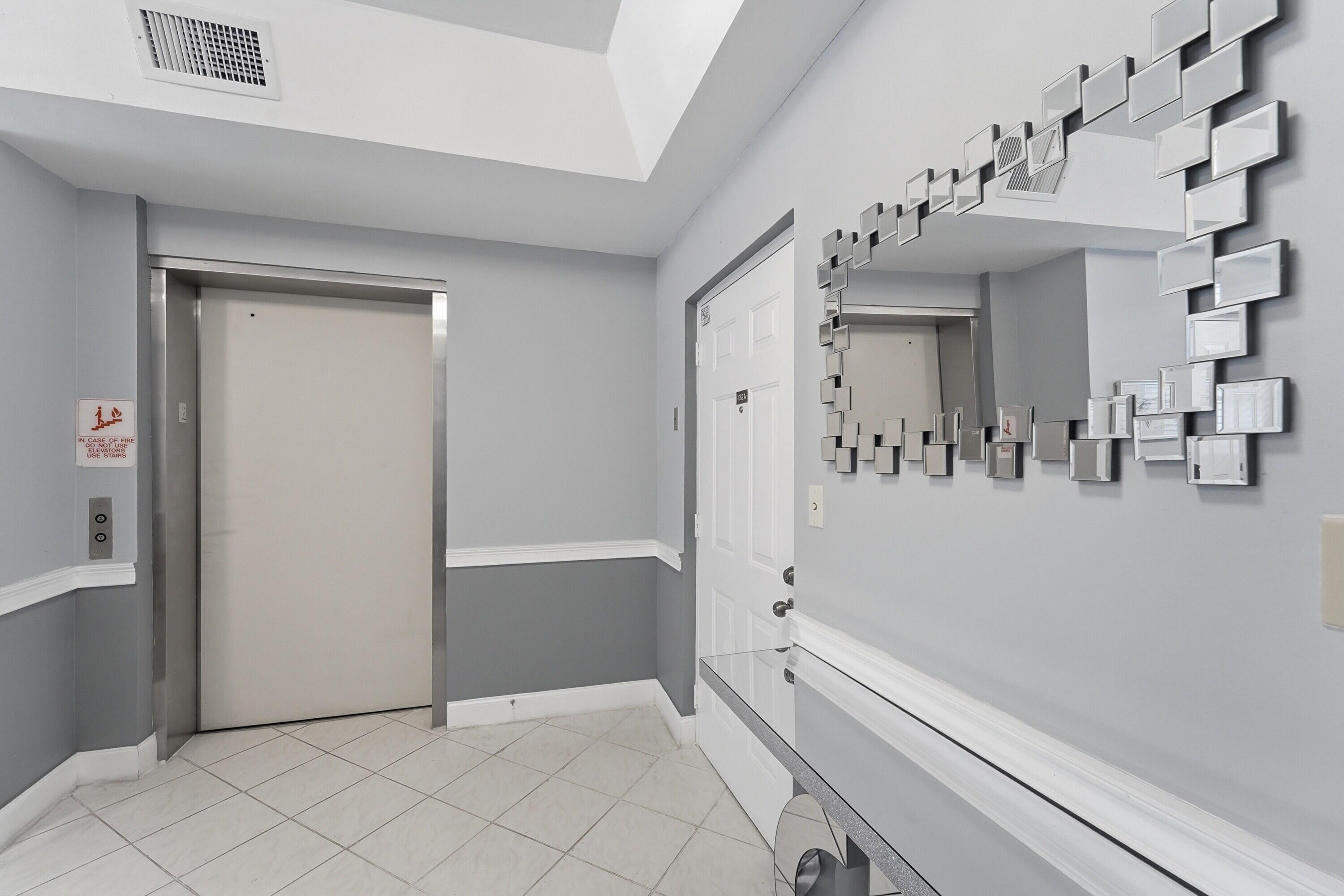 VIZCAYA TOWERS AT PALM-AIRE - Residential