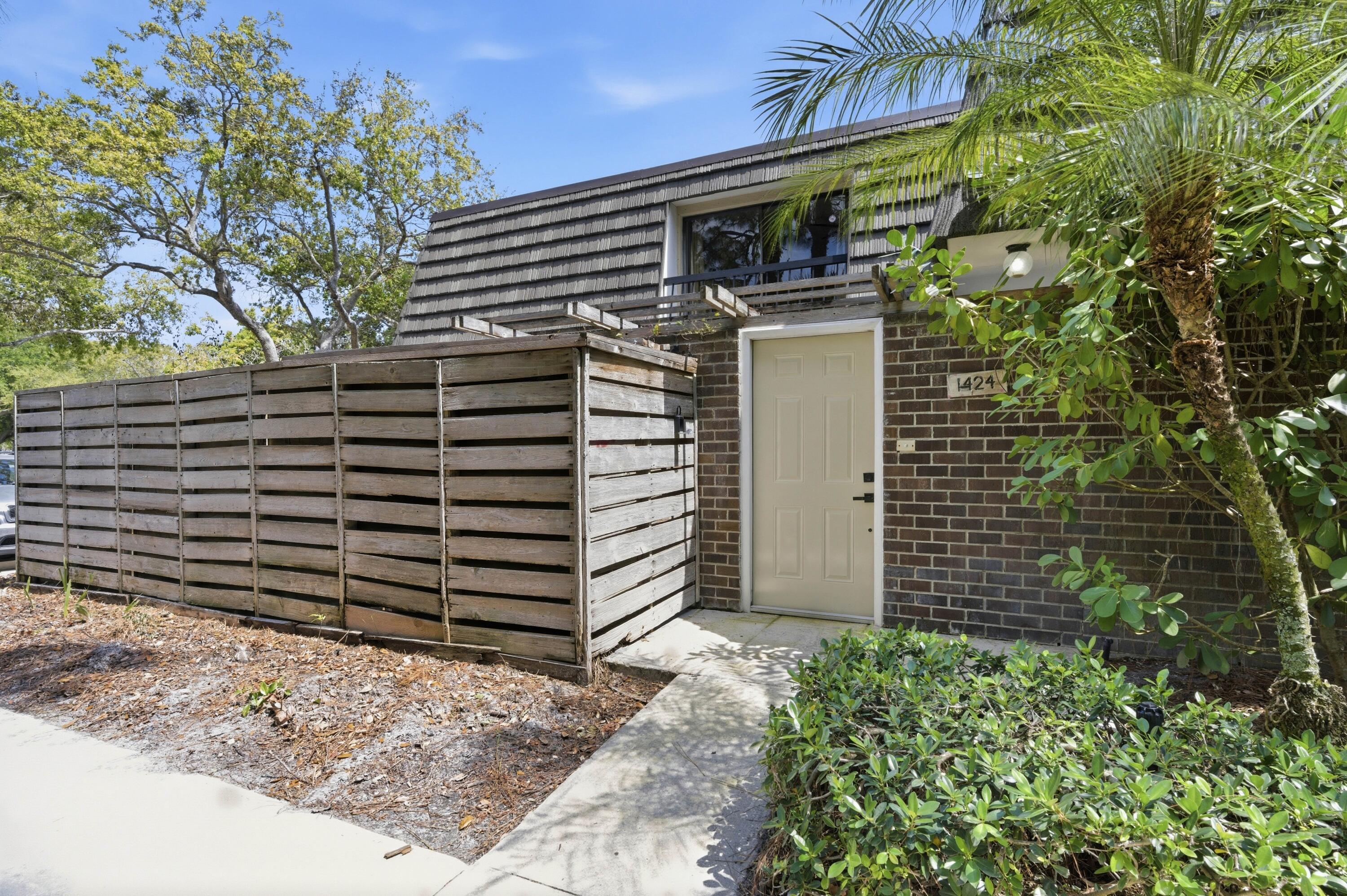 Glenwood Townhomes - Residential Lease