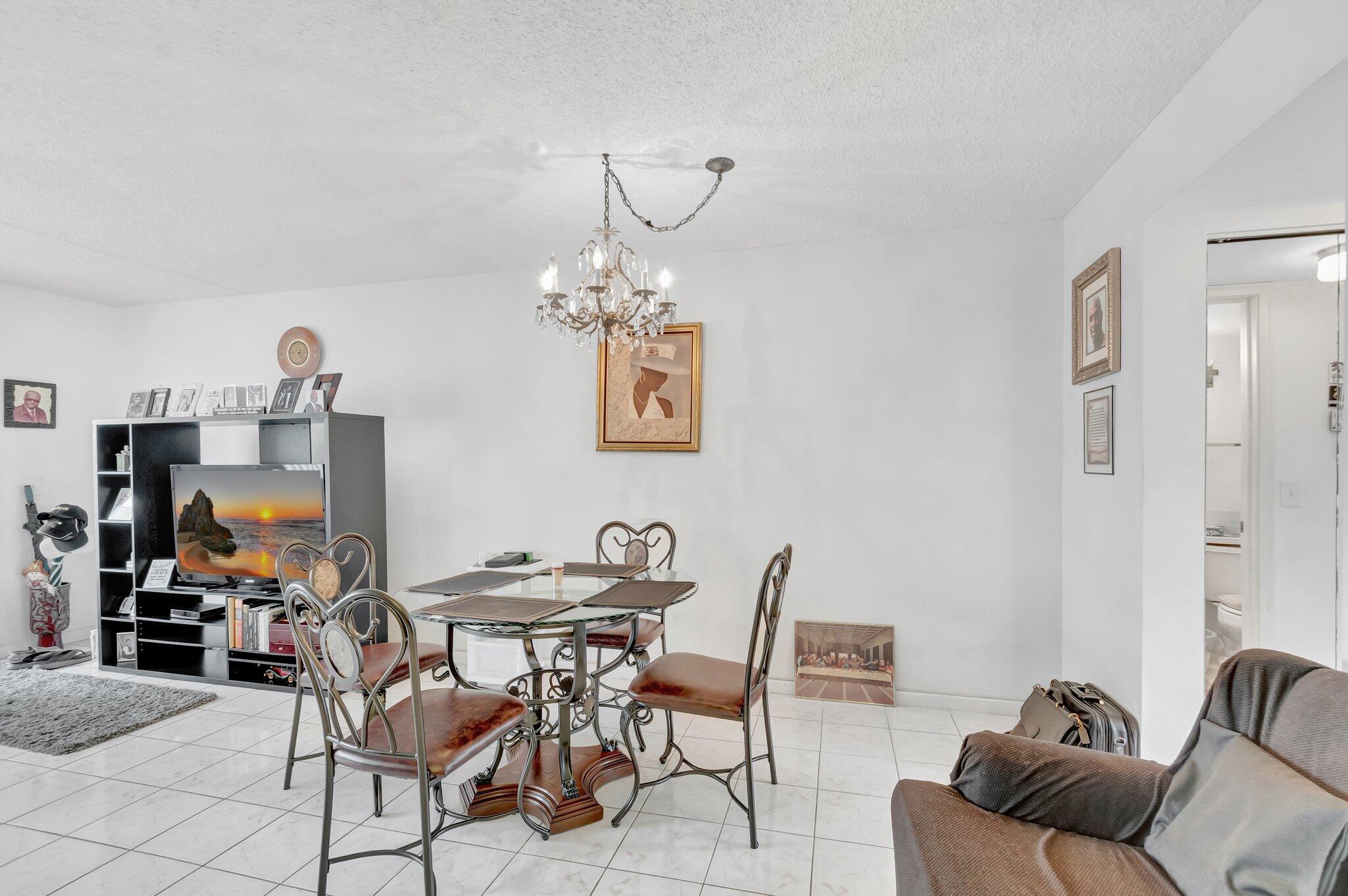 210 Chatham K
