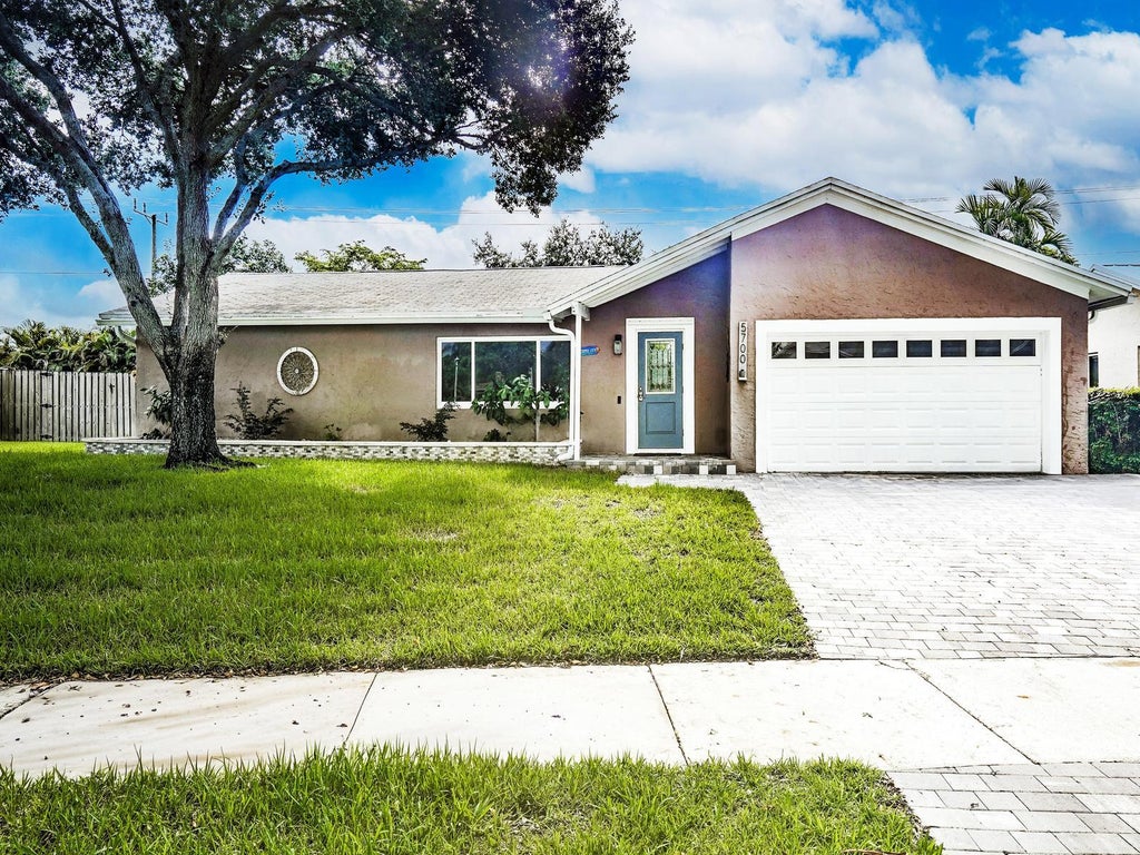Photo of 5700 SW 115TH Avenue, Cooper City, FL 33330 (MLS # B26061675)