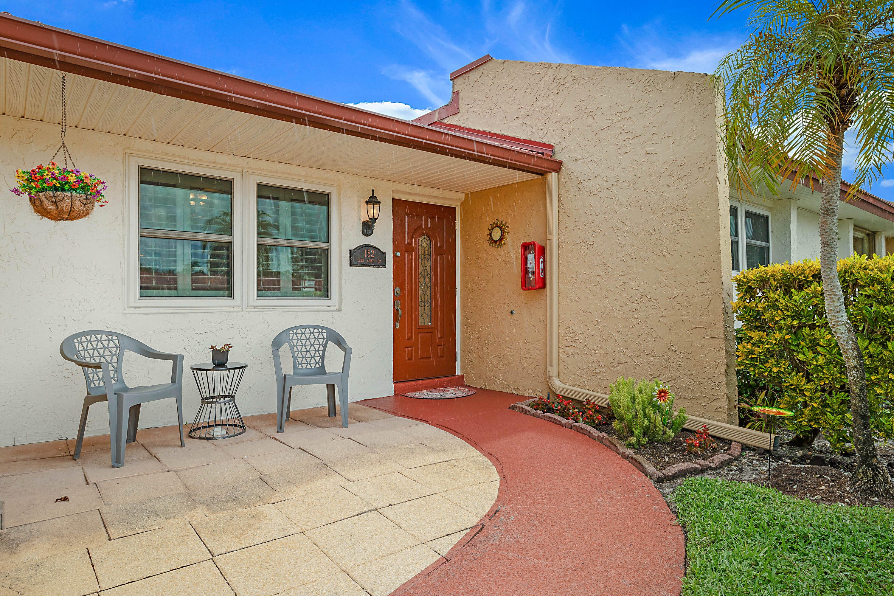 152 LAKE ANNE Drive 152