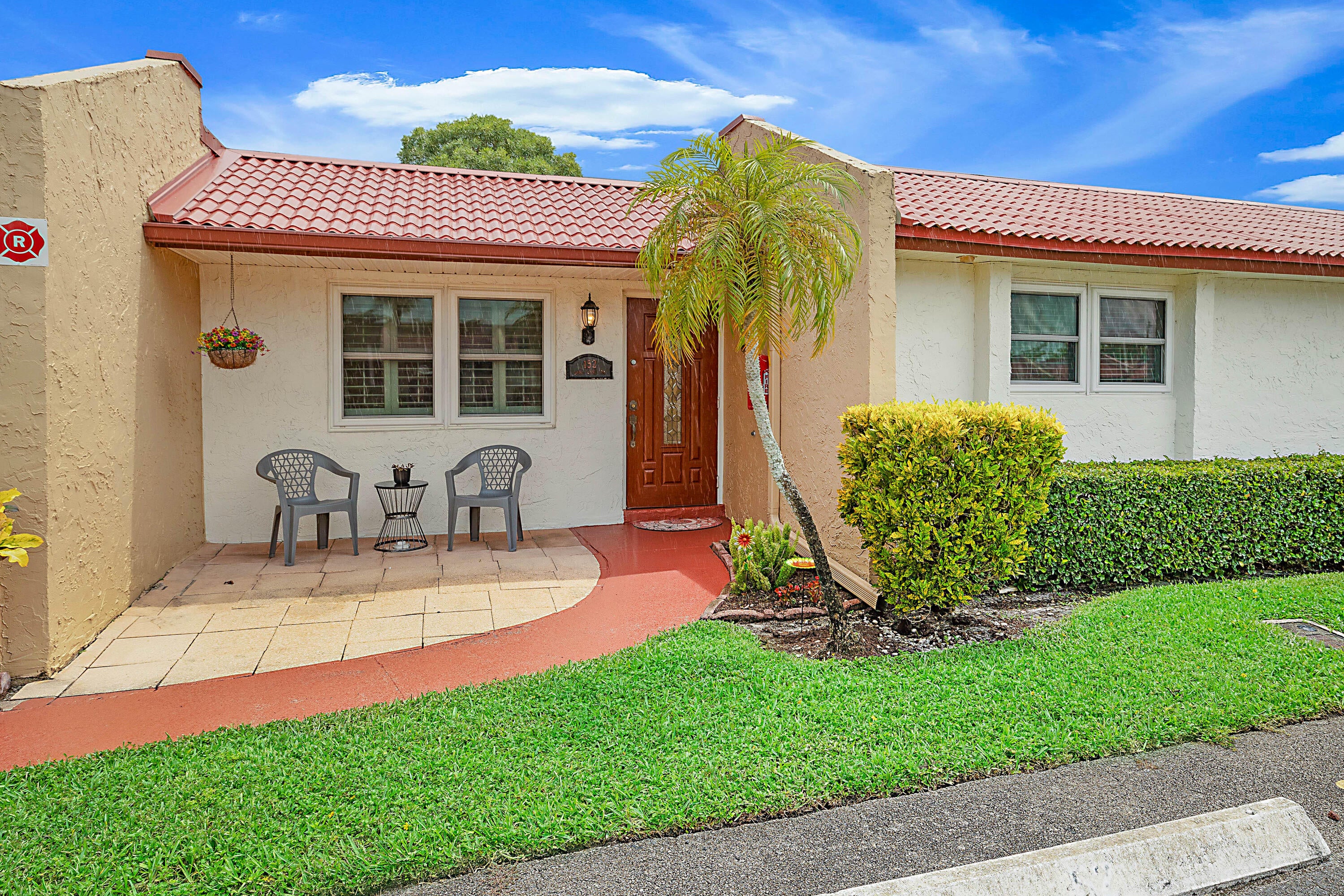 152 LAKE ANNE Drive 152