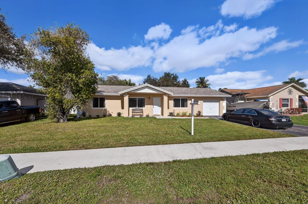 Photo of 12541 SW 10th Court, Davie, FL 33325 (MLS # F10541774)