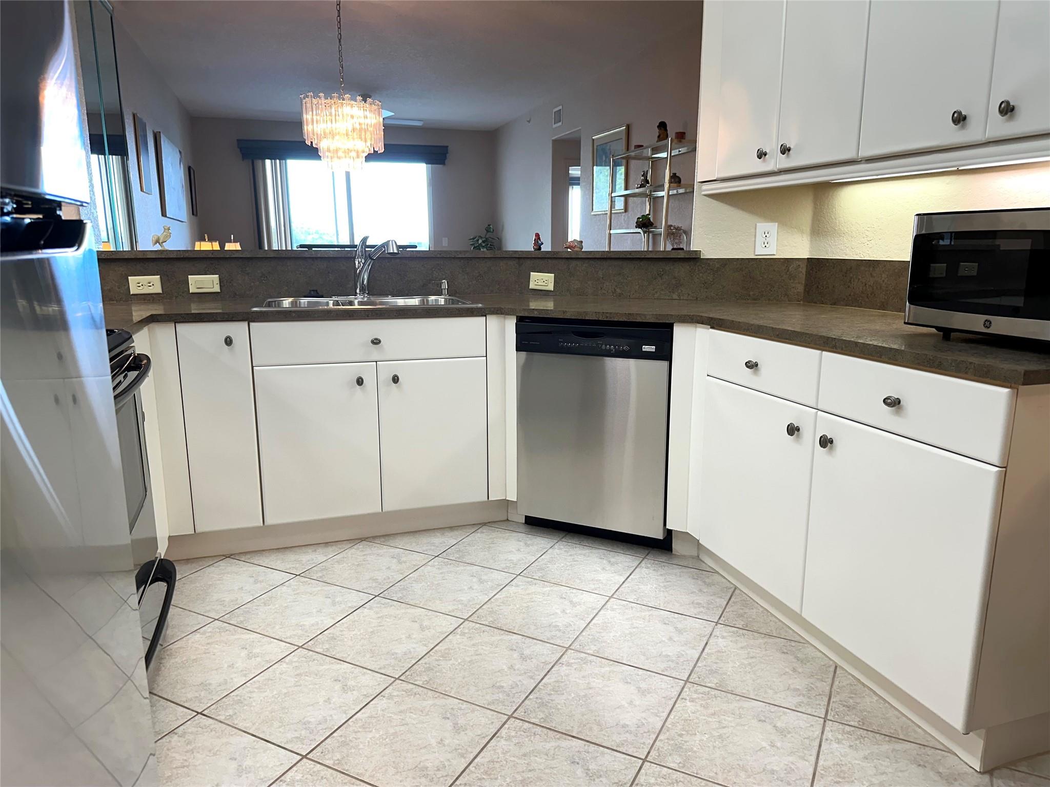 Kings Point - Southampton - Residential