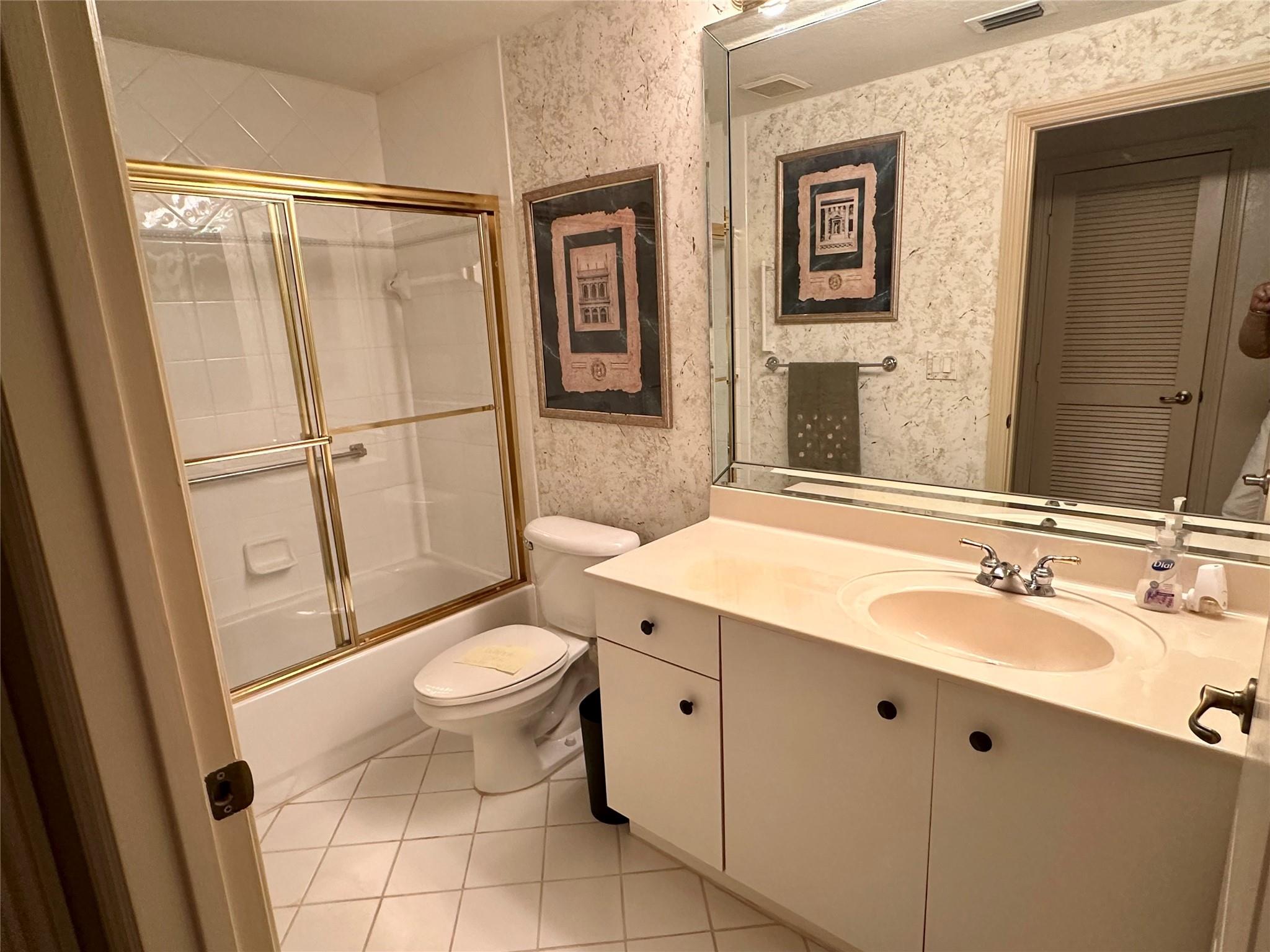 Kings Point - Southampton - Residential