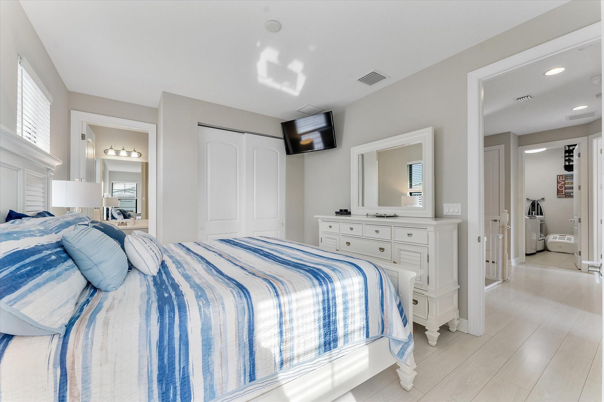 Coral Lago 182-31 B - Residential