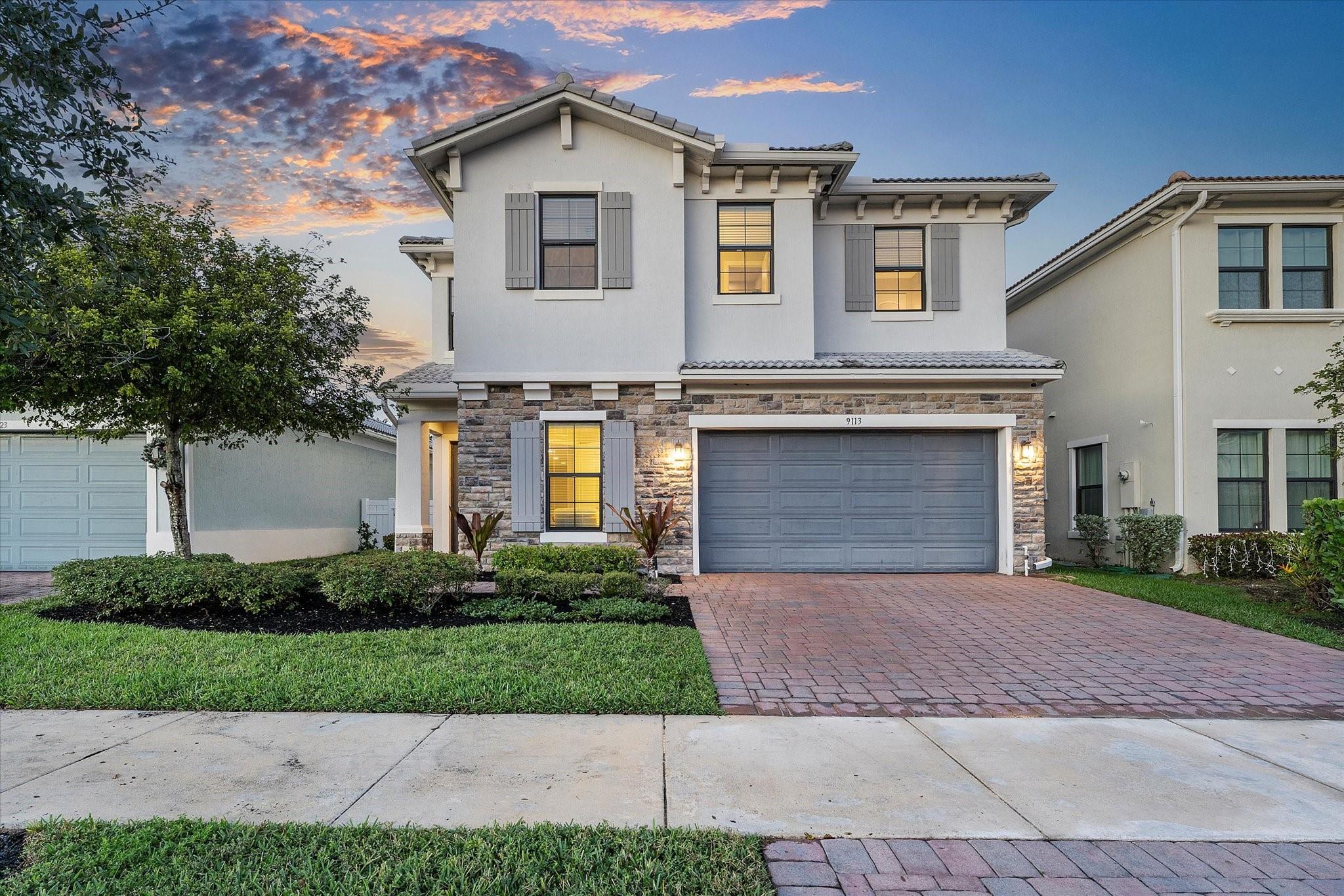 Coral Lago 182-31 B - Residential