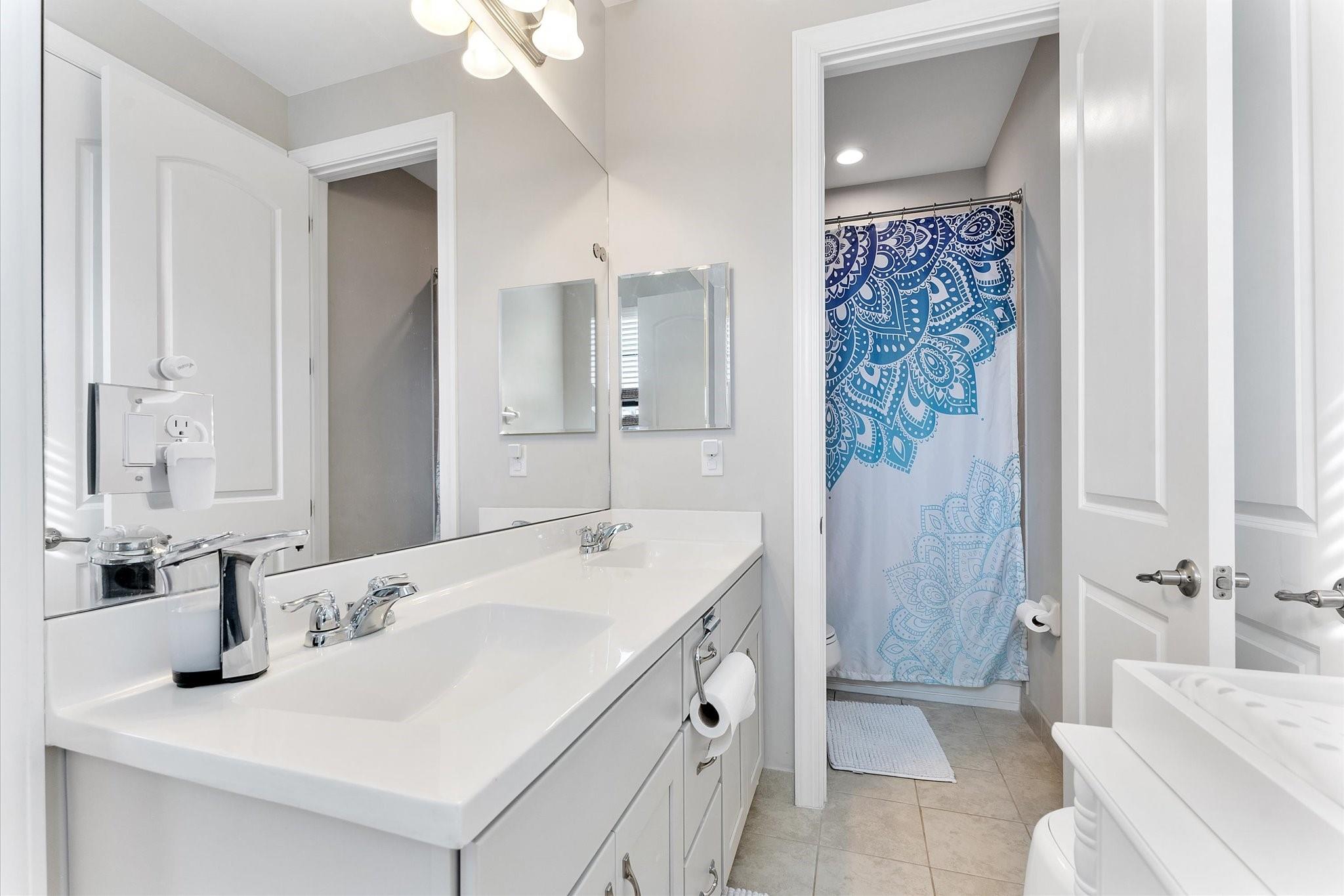 Coral Lago 182-31 B - Residential