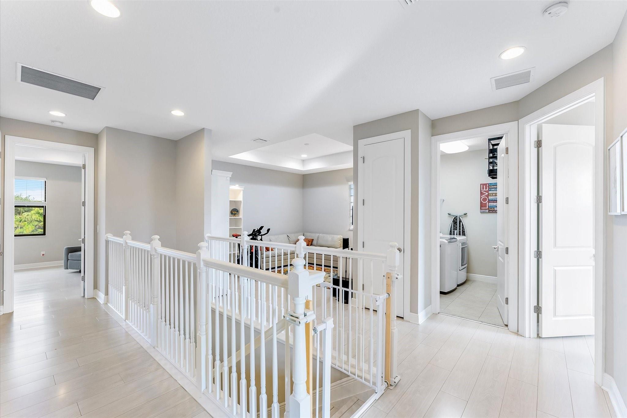 Coral Lago 182-31 B - Residential