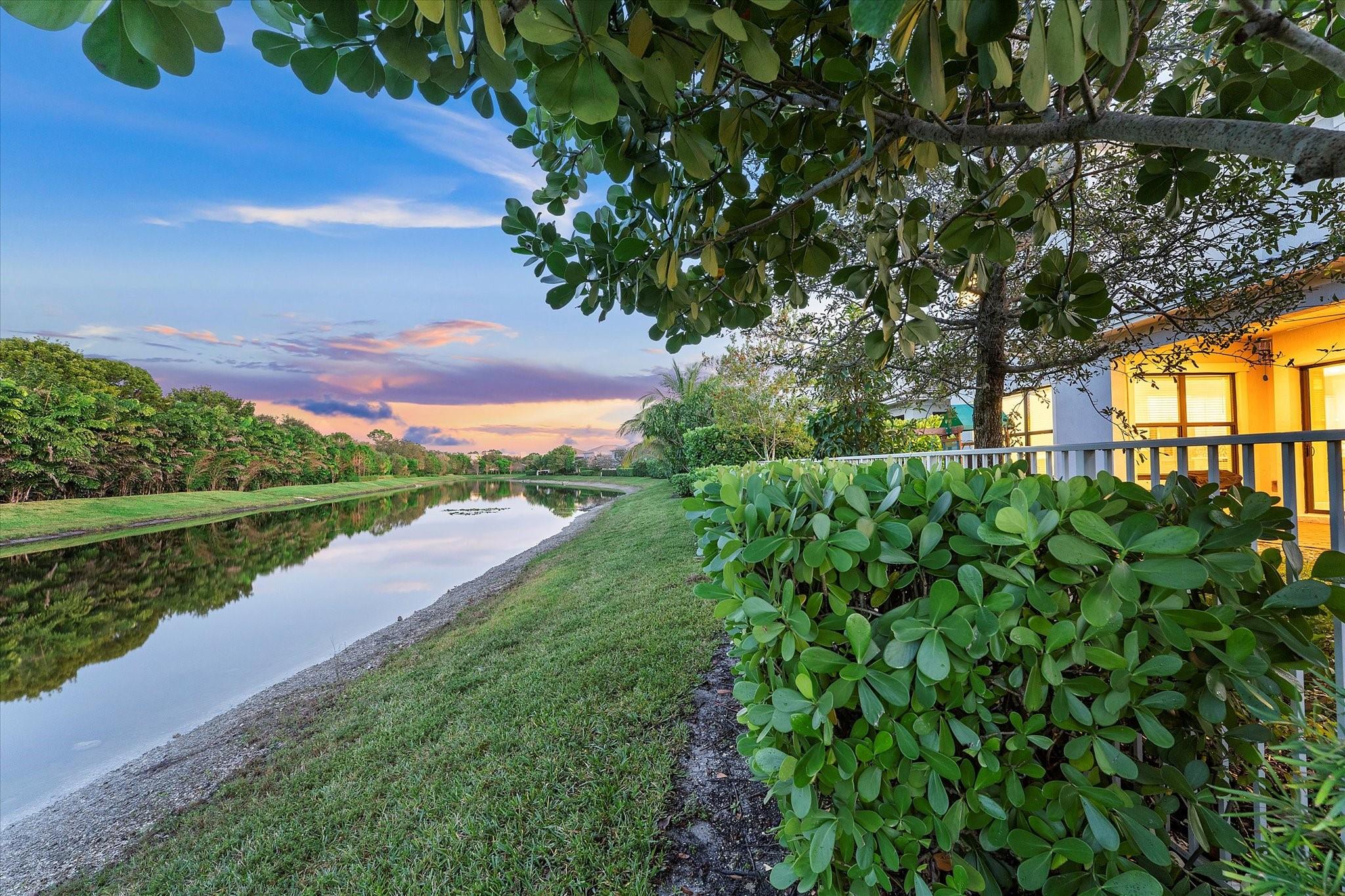 Coral Lago 182-31 B - Residential