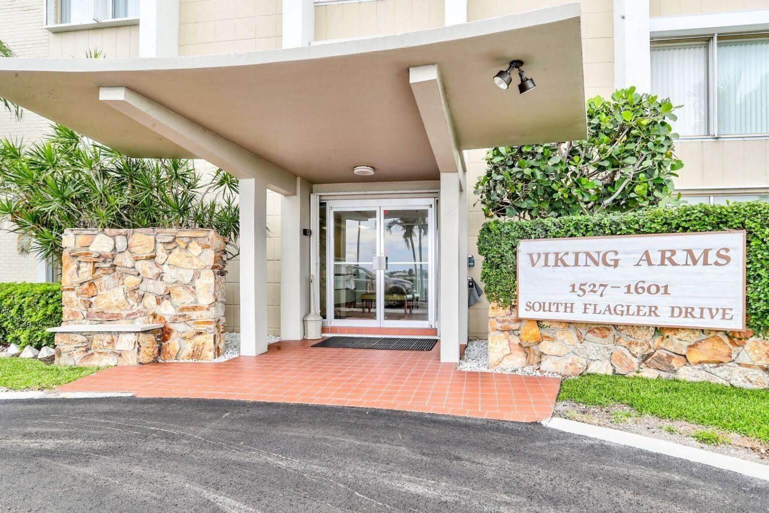 1601 S Flagler Drive 306o