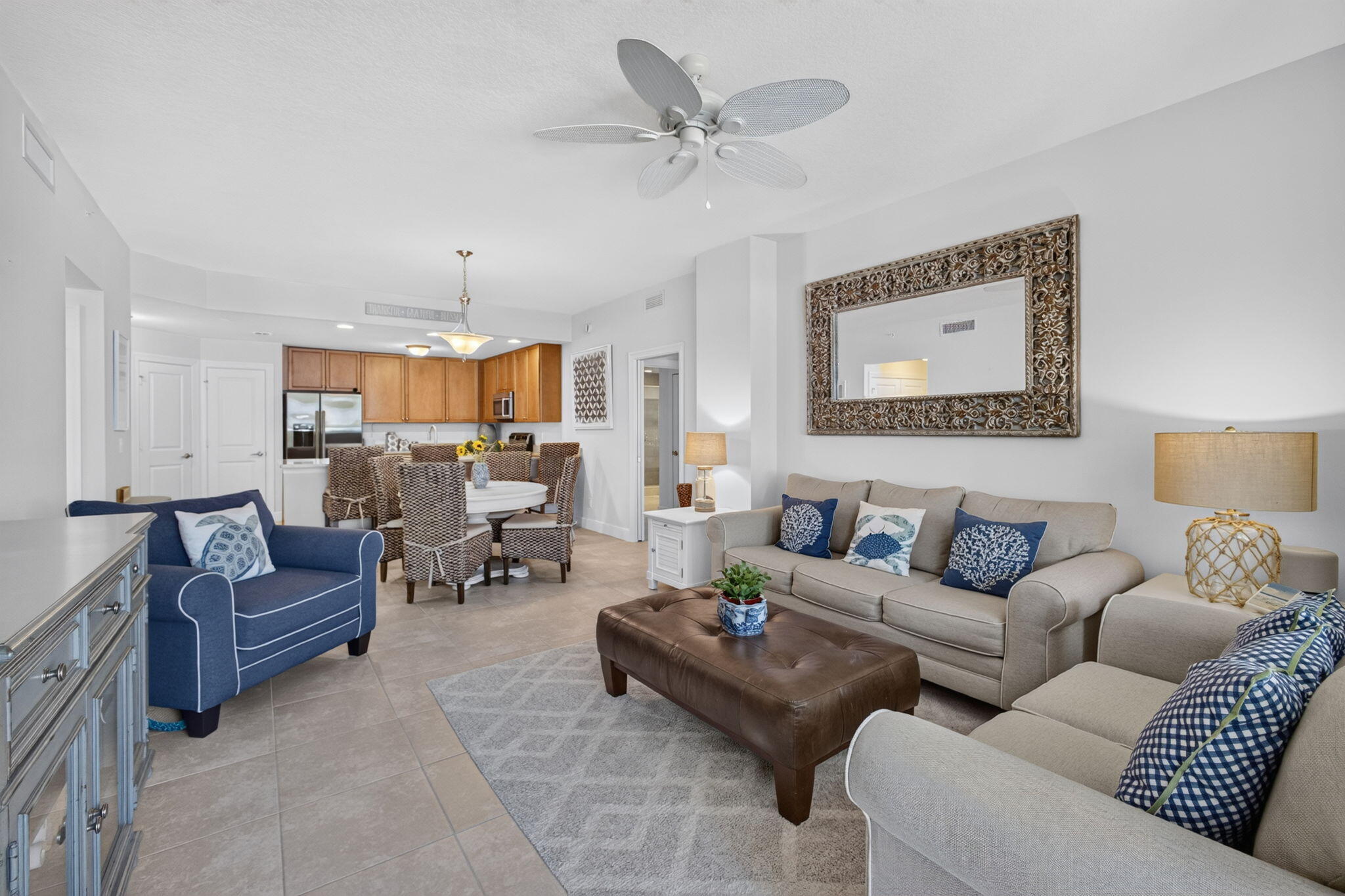822 Bay Colony Drive S