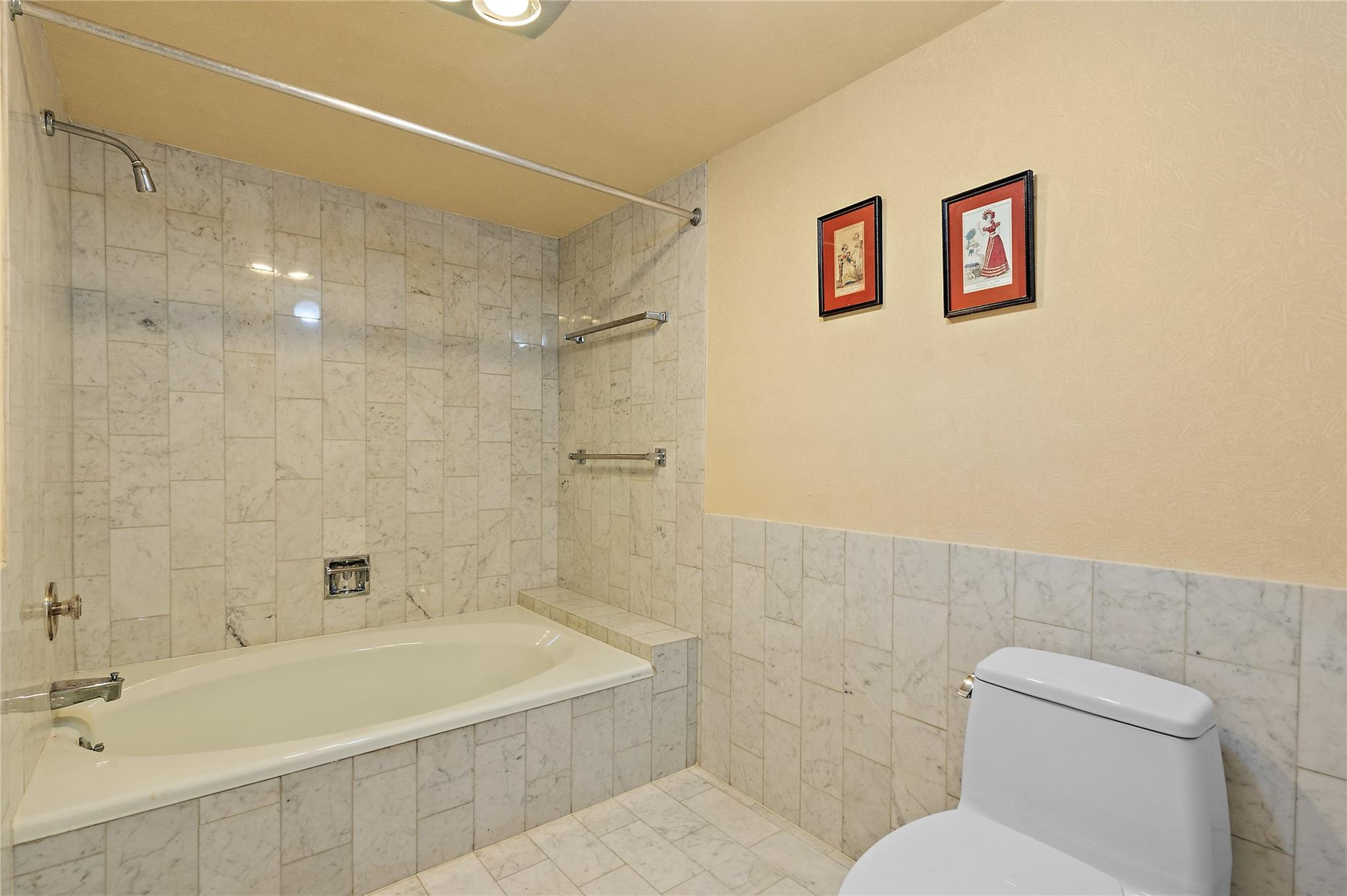 Playa Del Sol - Residential