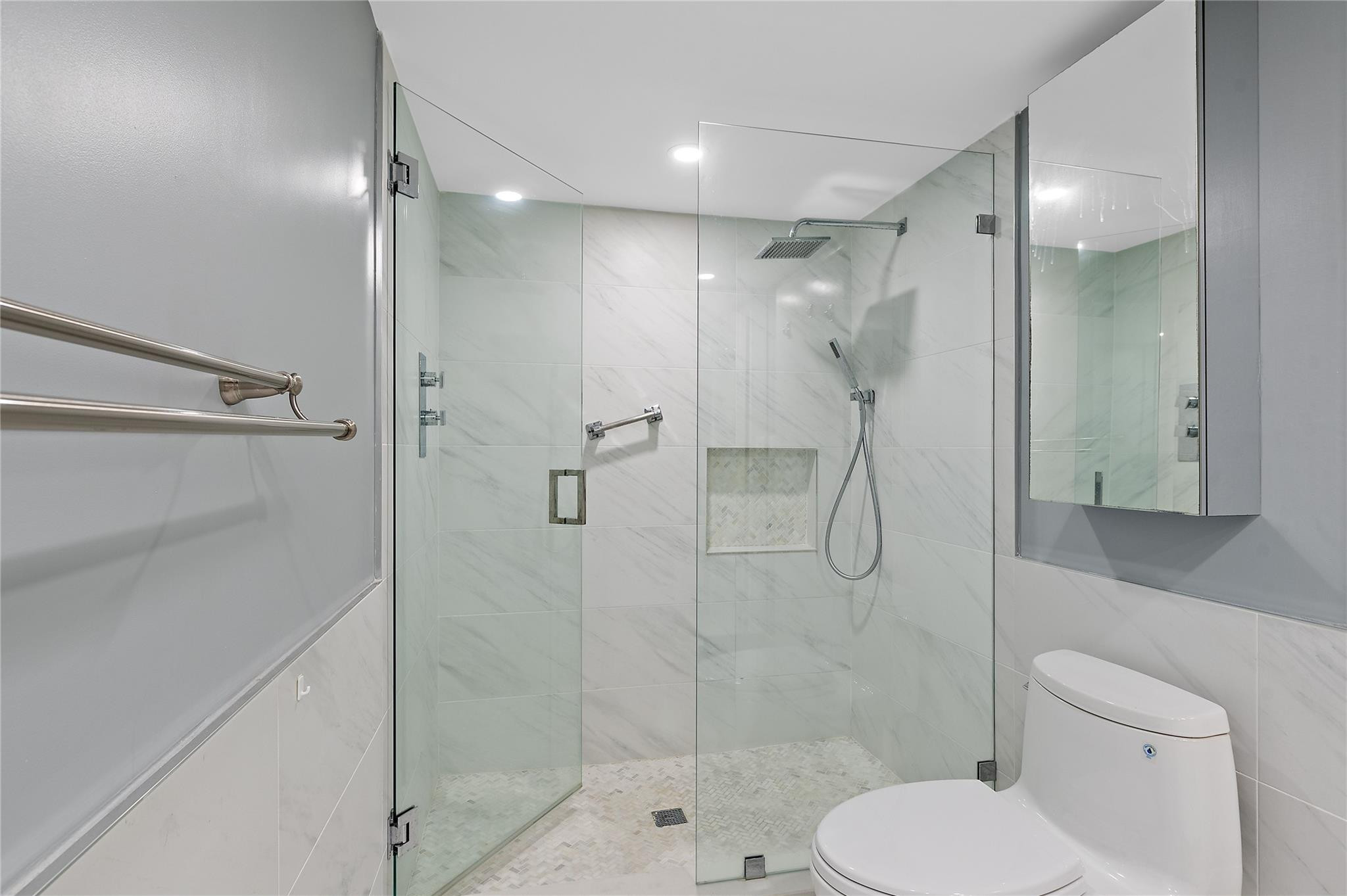 Playa Del Sol - Residential