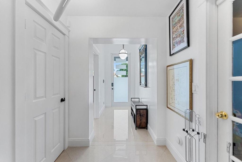 Photo of 10167 Camelback Lane, Boca Raton, FL 33498 (MLS # R11138777)