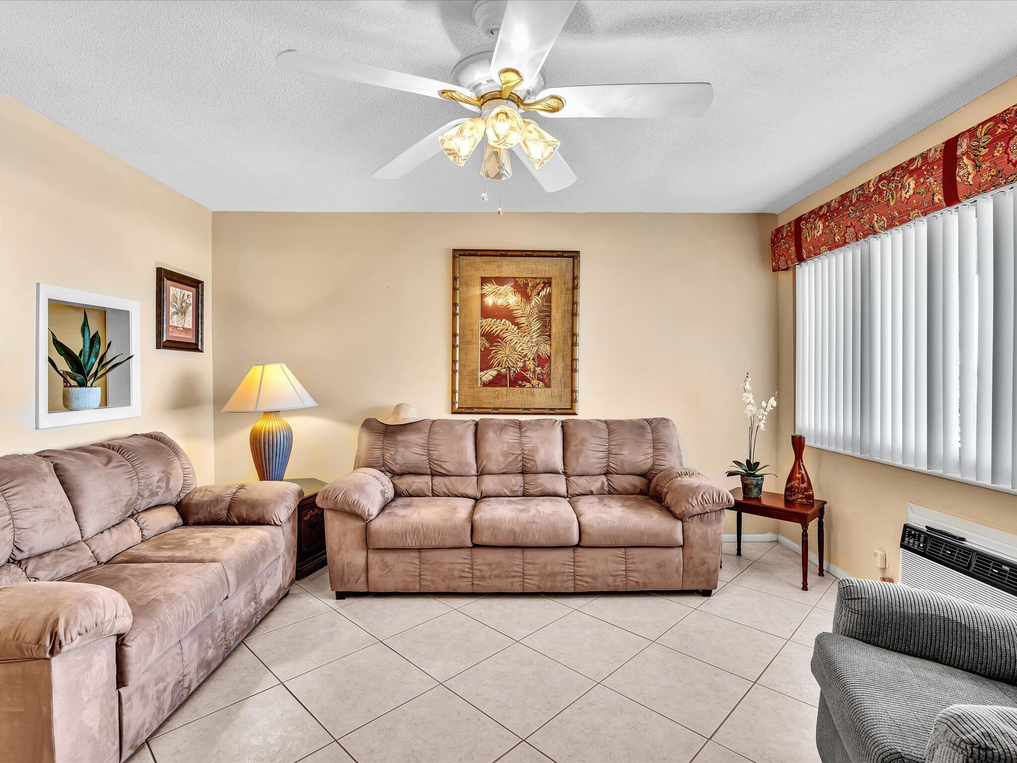 2542 S S Federal Highway #19 Highway 0190