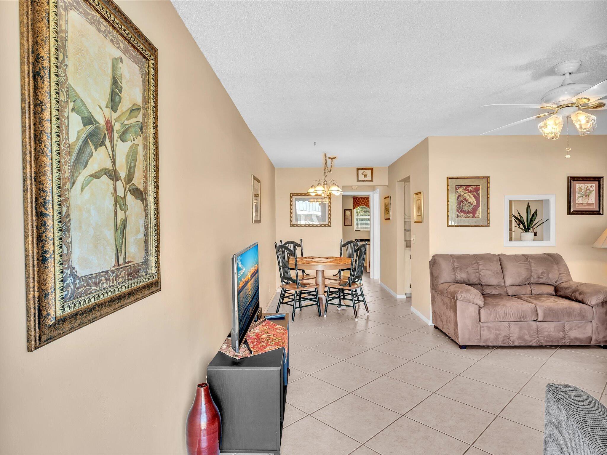 HAMPSHIRE GARDENSTWENTY F - Residential