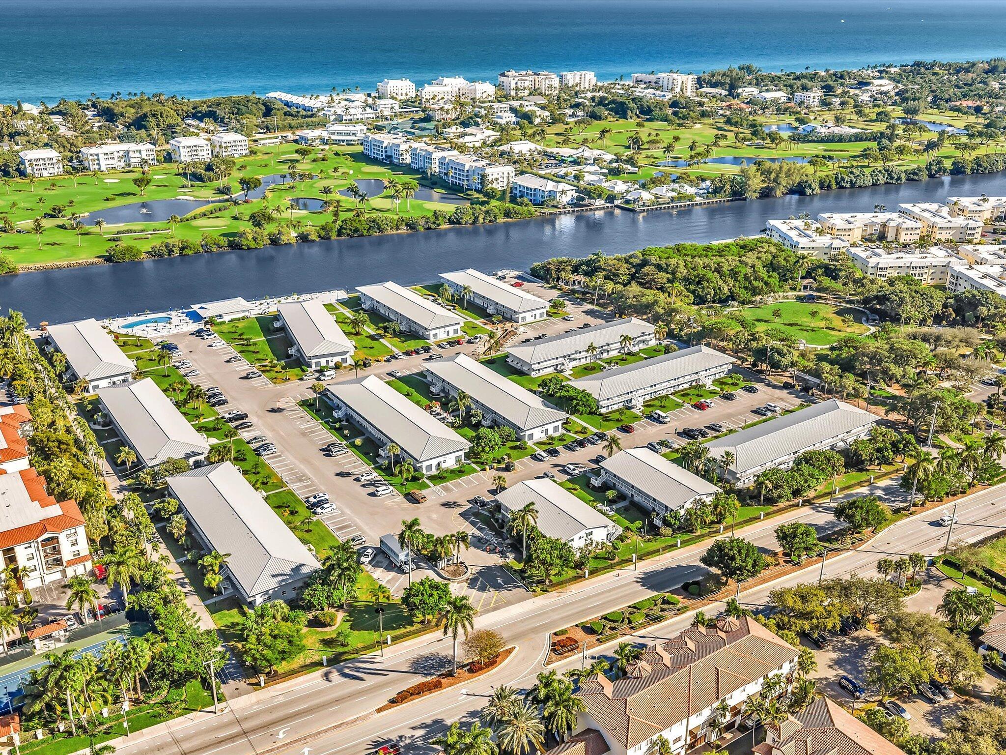 HAMPSHIRE GARDENSTWENTY F - Residential