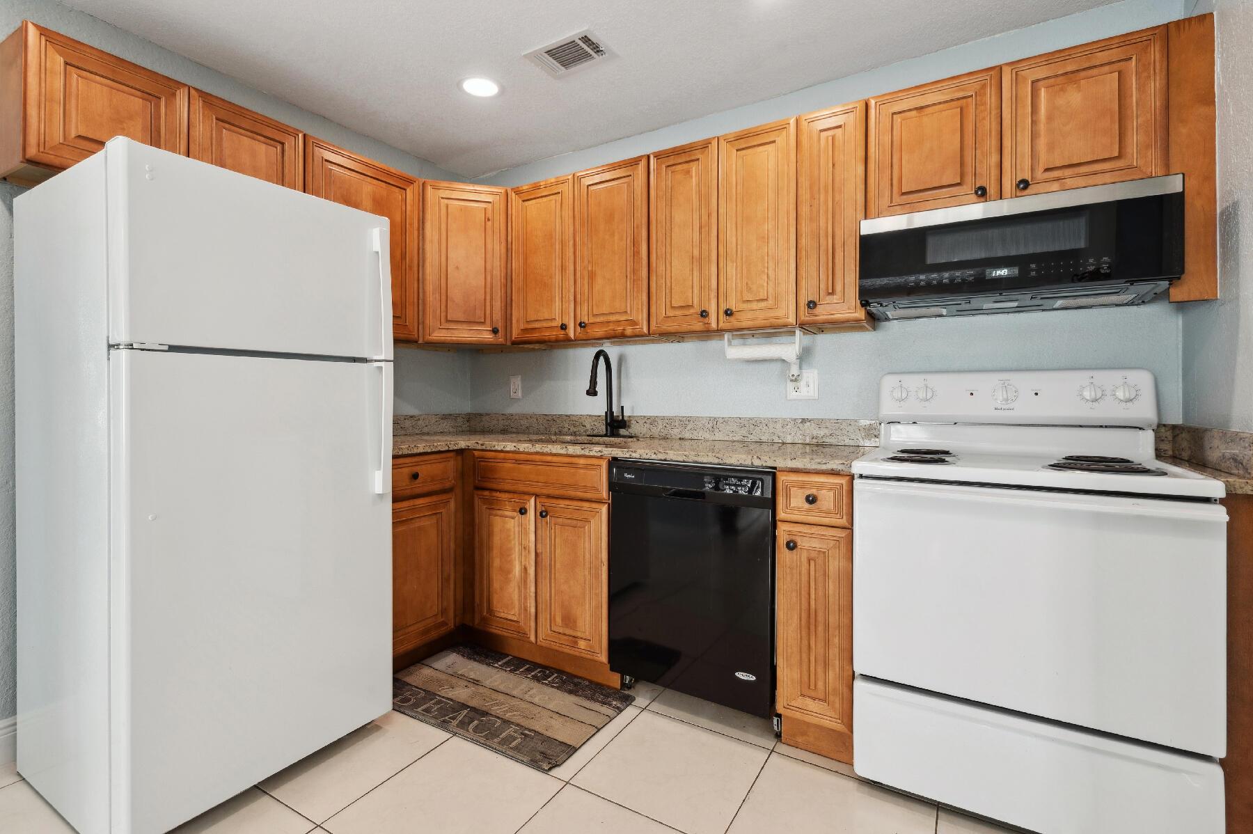 PINE BEACH - Residential Lease