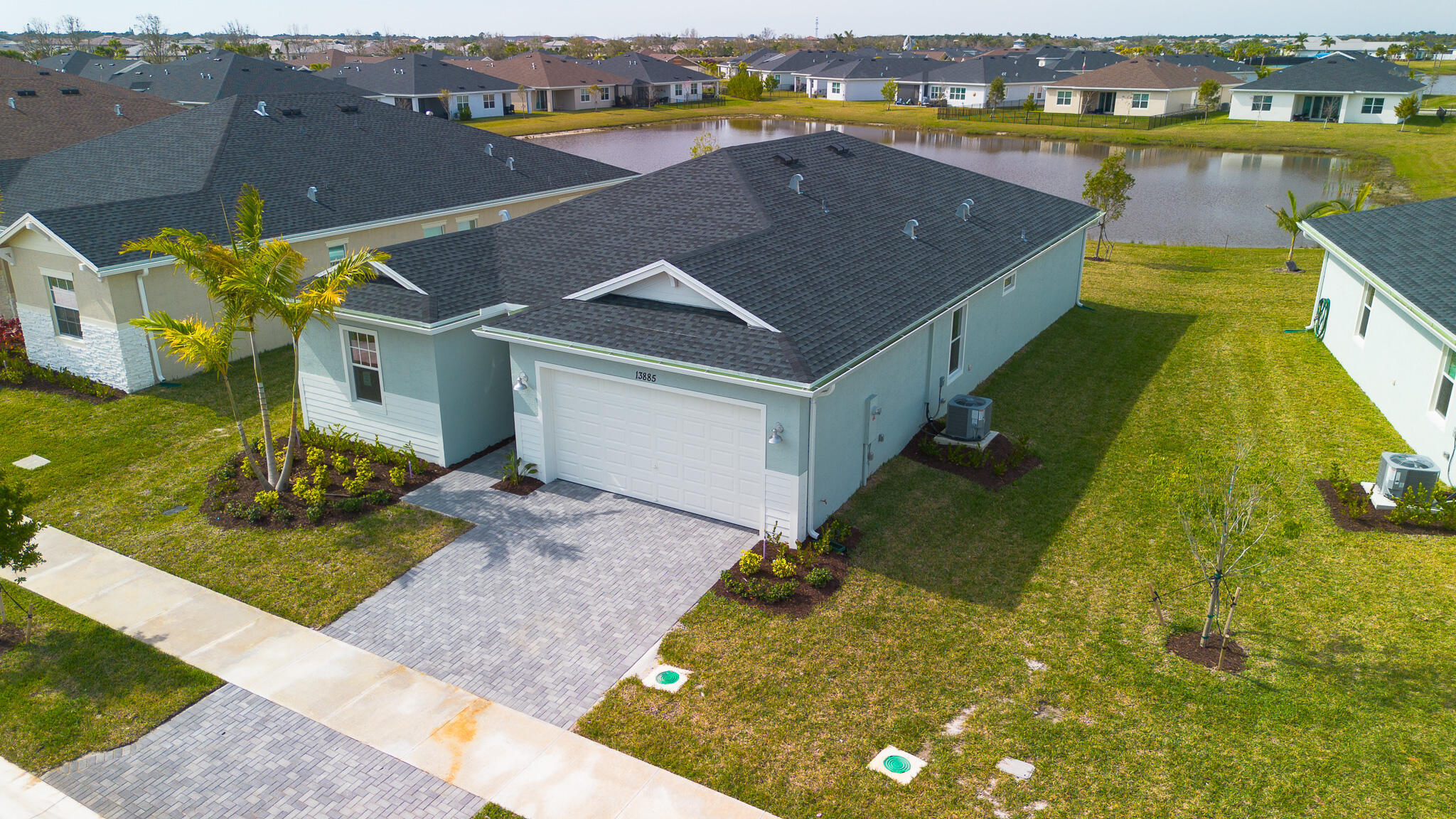 REPLAT OF VERANDA PRESERVE EAST - Residential Lease