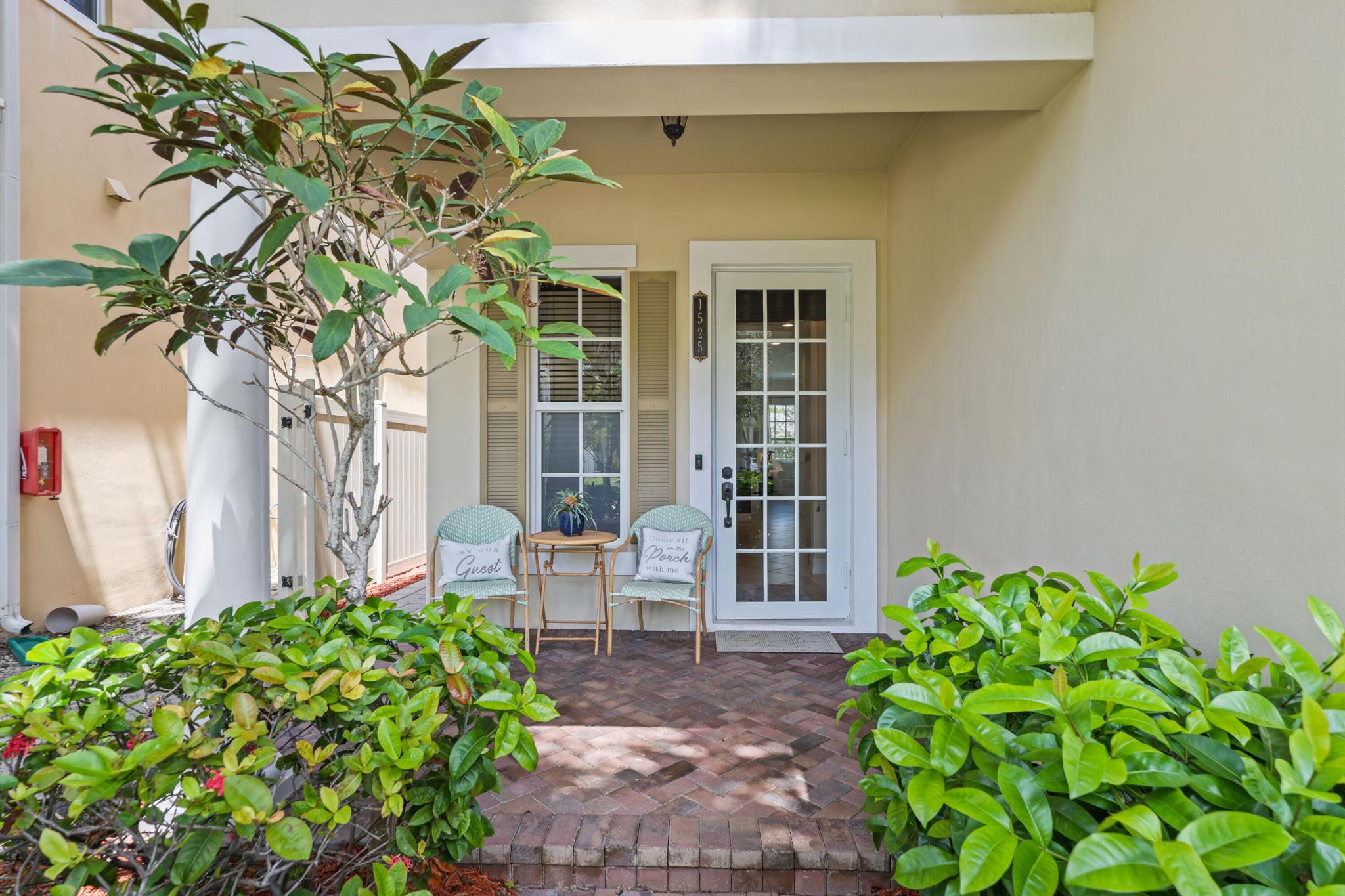 1525 SW 23rd Street