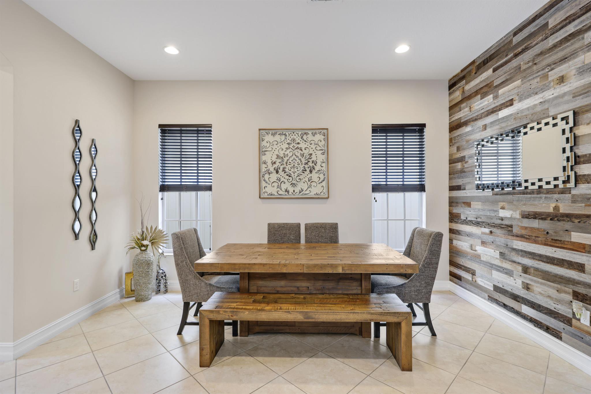 1525 SW 23rd Street