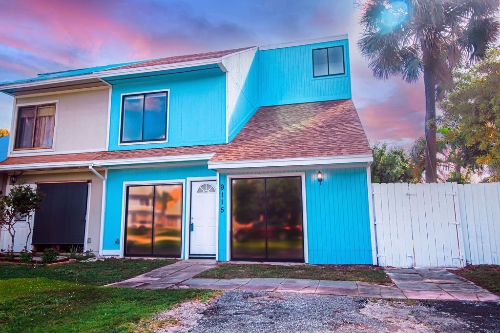 Photo of 9115 Green Meadows Way, Palm Beach Gardens, FL 33418 (MLS # R10782131)